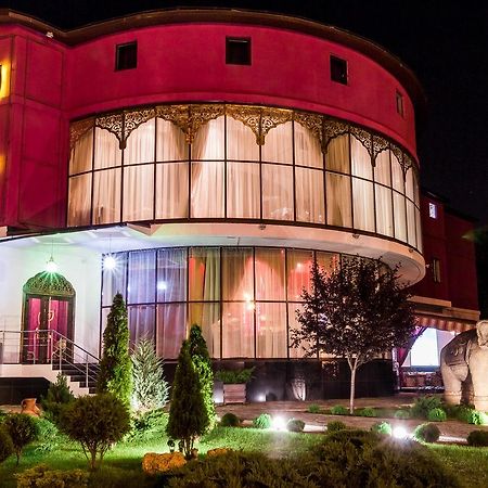 India Palace Hotel Kharkiv Eksteriør billede