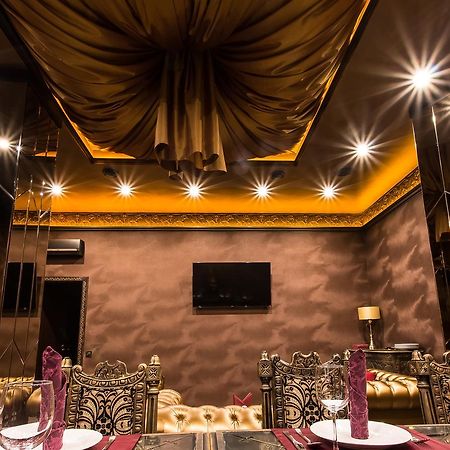 India Palace Hotel Kharkiv Eksteriør billede