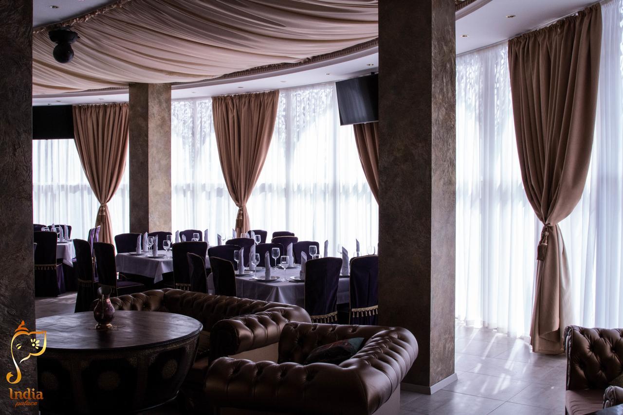 India Palace Hotel Kharkiv Eksteriør billede