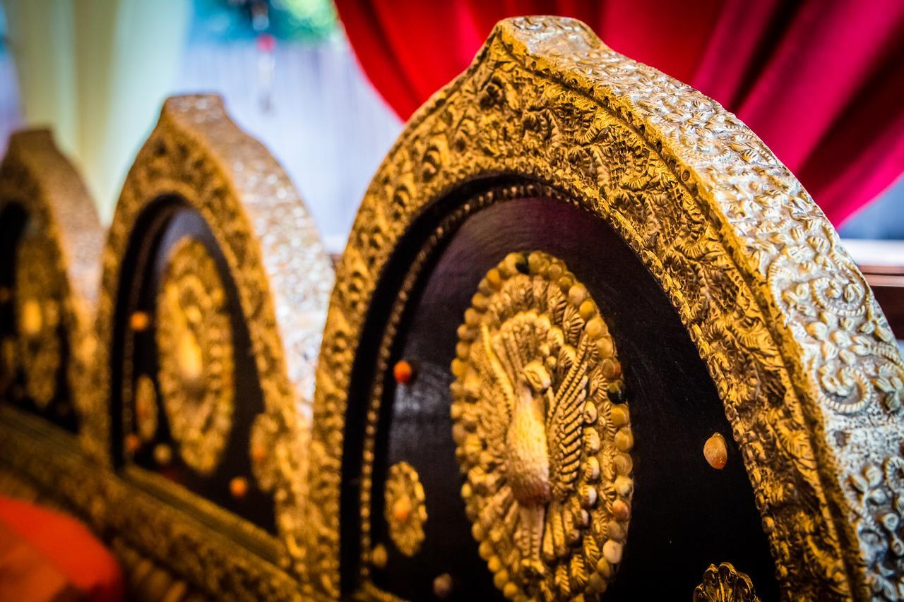 India Palace Hotel Kharkiv Eksteriør billede