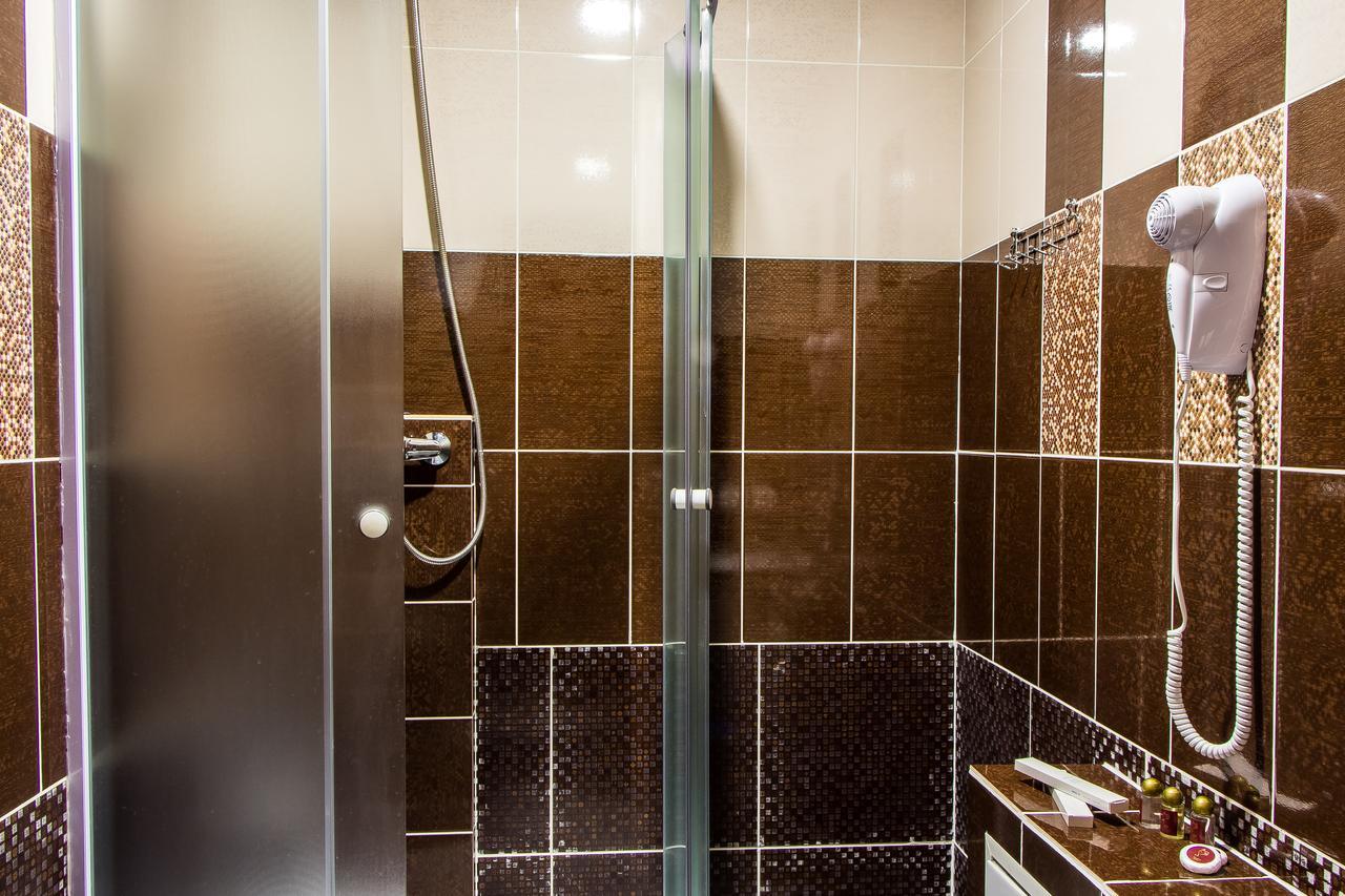 India Palace Hotel Kharkiv Eksteriør billede