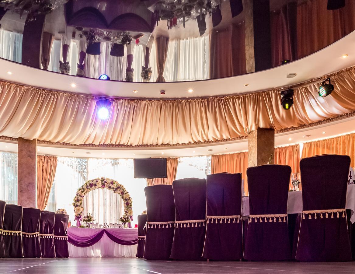 India Palace Hotel Kharkiv Eksteriør billede