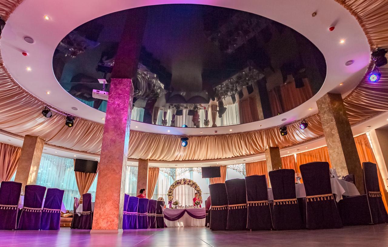 India Palace Hotel Kharkiv Eksteriør billede
